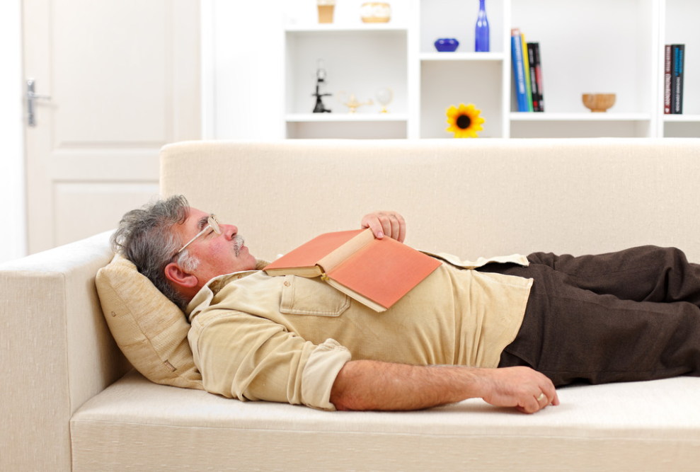 长寿|上年纪后骨病加速爆发!牢记“不睡两觉,远离两水”,为长寿助力