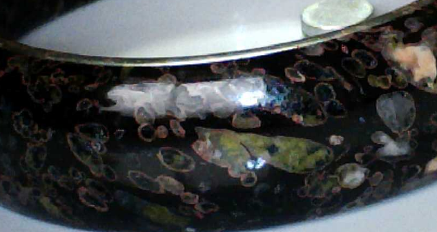 翡翠|翡翠价格有没有标准,为什么不论克售卖?原因是什么