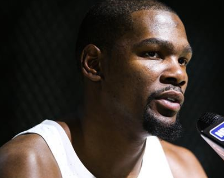 迈克尔·乔丹|杜兰特亲承solo打不过的三人，乔丹黑曼巴在列，最后一位出人意料！