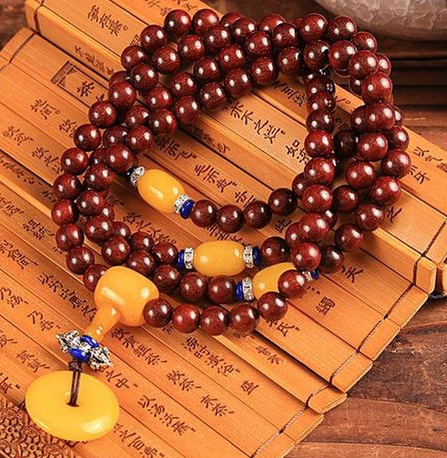 小叶紫檀|小叶紫檀“6大怕”，如果你佩戴小叶紫檀手串，请远离这6大克星