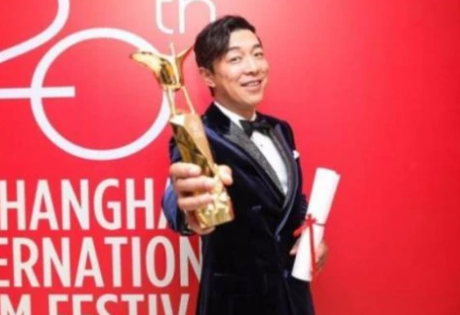 黄渤|投资3.3亿，票房仅0.7亿，这部烂片将“百亿影帝”拉下神坛