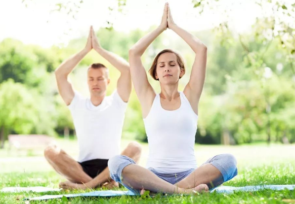 大蒜|尿酸高不知道怎么降下来?内科主任揭开3个“秘密武器”,现在了解还不晚