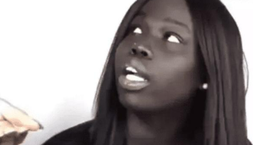 冬阳 黑人变白会有多难？非洲女子在脸上涂了50层粉底，网友近一看懵了