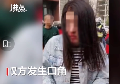 章小蕙|?64岁冯巩饭局私照流出，我瞬间体悟最隐蔽的社交潜规则