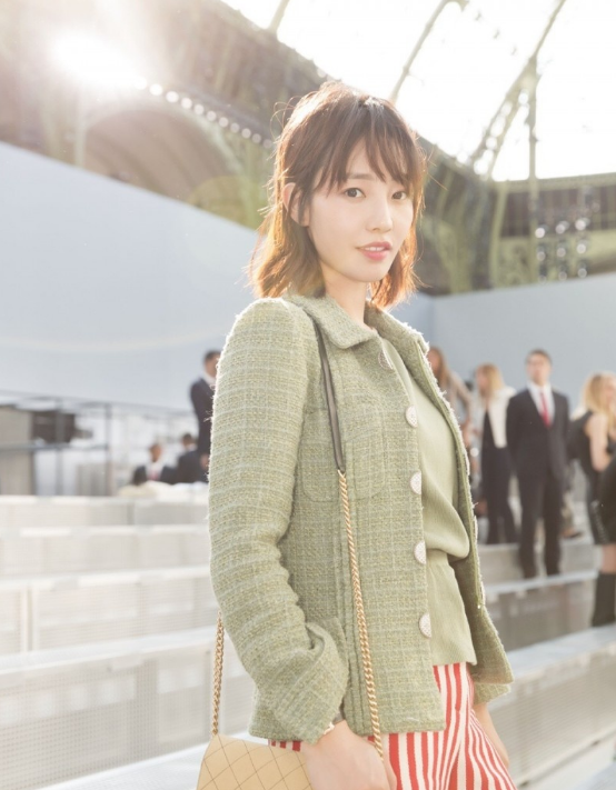 白百何|白百何为什么被称“女版陈冠希”？等看到这些照片后，终于知道原因！