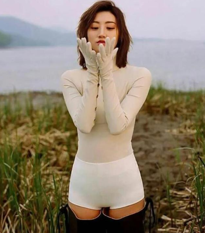 吉克隽逸|不忍直视！有一种“粗野”叫景甜的安全裤，网友：难怪张继科驾驭不了！