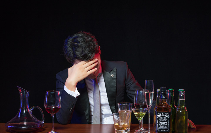 医生|吃一口等同于熬8次夜，很多人还不当回事，医生：无知！自毁血管