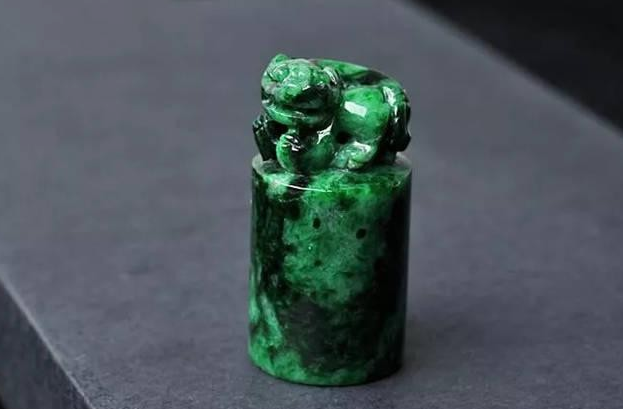 翡翠|翡翠的飘藓和飘花有何区别？90%的人分不清楚