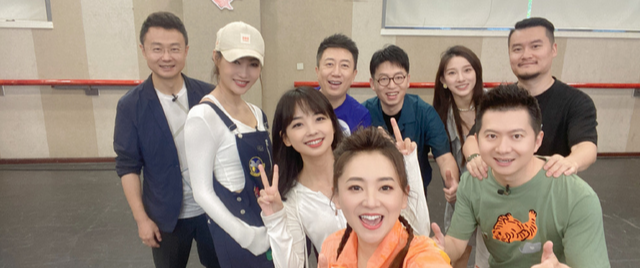 |央视美女主持人马凡舒，网友直呼：简直仙女下凡！怎么这么好看？