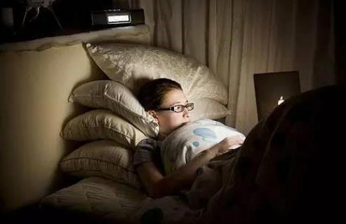 肝脏|甲状腺癌多半是“拖”出来的,医生:睡觉3种表现,或是甲状腺在求救