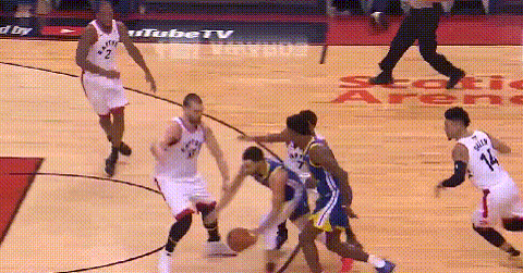 斯蒂芬·庫里|11+9+6！庫里生涯最尷尬一戰，遭遇BOX-1防守，投籃失準16中2