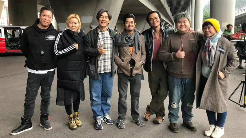 电影|港影:港式警匪新衣,荒诞与悲情,银都机构电影《临时劫案》