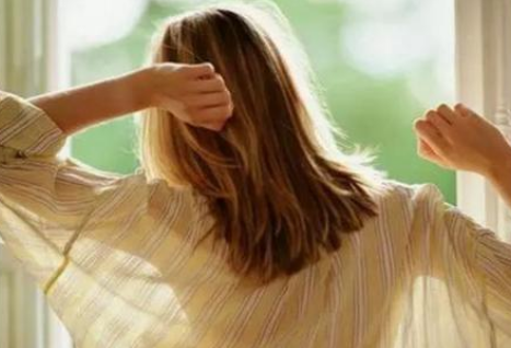 癫痫病|肝若变硬，头部先知，肝科专家提醒：头部有这4种表现，趁早做肝CT