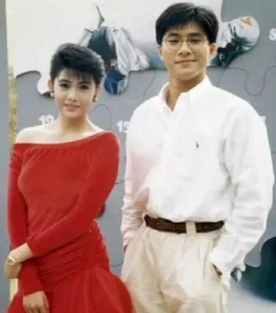 保罗·沃克|曾比郭富城还火，与邱淑贞同居多年，后因野心太大事业崩溃