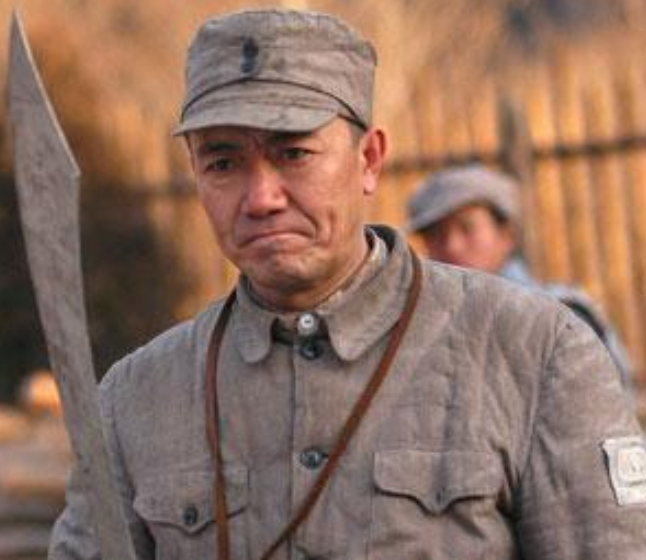 亮剑|拍《亮剑》时剧组到底有多穷？导演跑龙套，司机也被叫来当演员