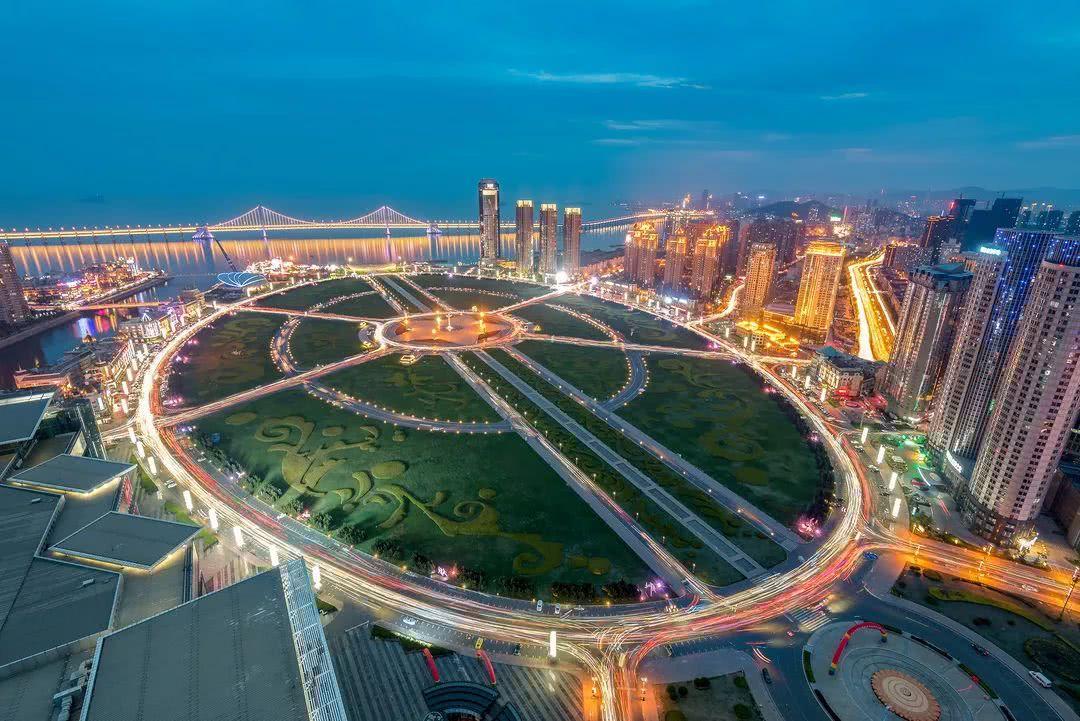 大連“星海廣場”的照片被英國網友看到，引發討論：中國建築很美-圖4