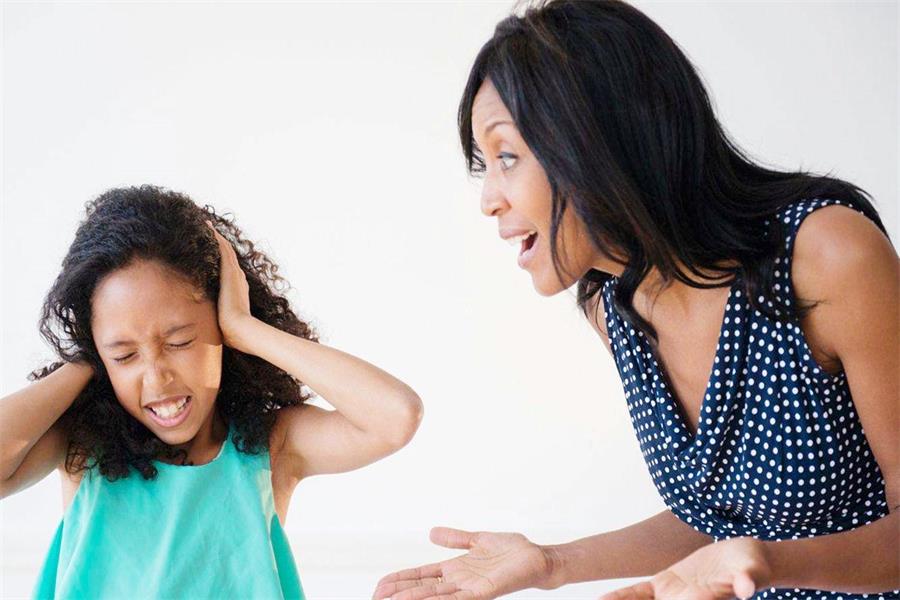 雷五有料|比磨蹭更可怕的是父母的催促，请多一点耐心，不要催促