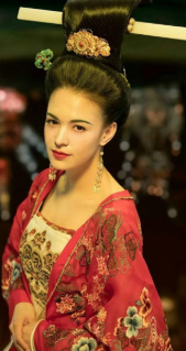 陈凯歌|她曾被陈凯歌钦点为杨贵妃，本来当红小花的她为何沦落成这样？