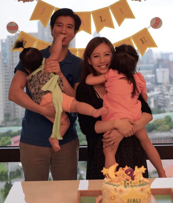 王力宏|即便是青梅竹马！即便是看着她长大！也难逃离婚的厄运！