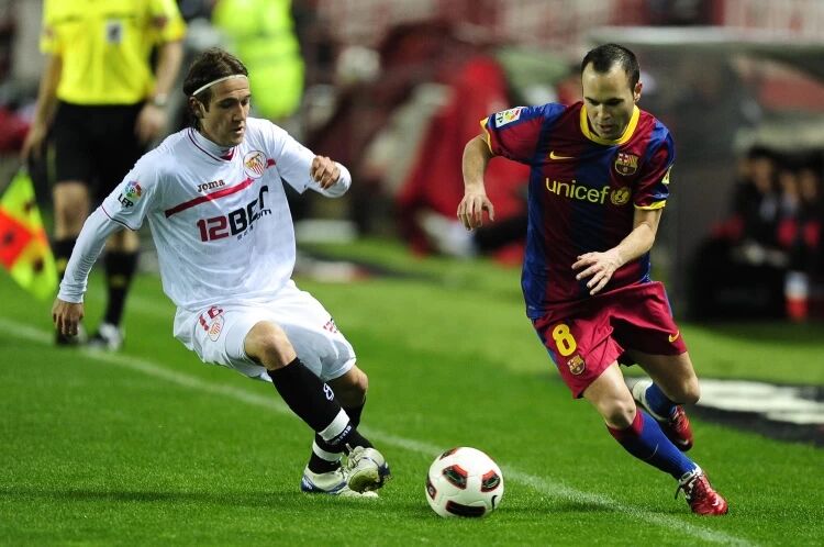 西甲|西甲冠军悬念再起？34岁神锋不念旧情打脸巴萨，西甲冠军无悬念