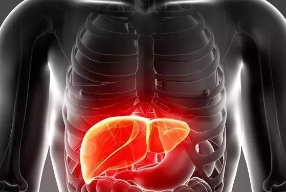 医生|肝癌多是“拖”出来的,身体3处“裂开”,没准肝已癌变,早查肝CT