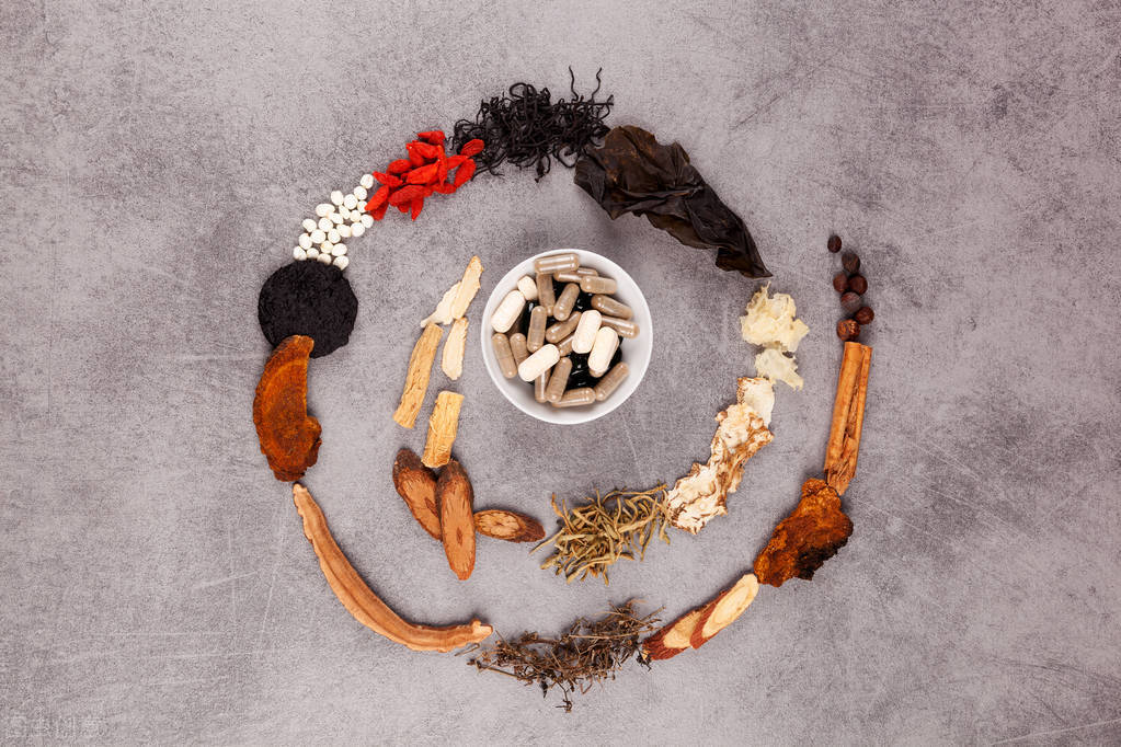 失眠|发现胃肠息肉，看中医？看西医？只要能解决病痛，就是好方法