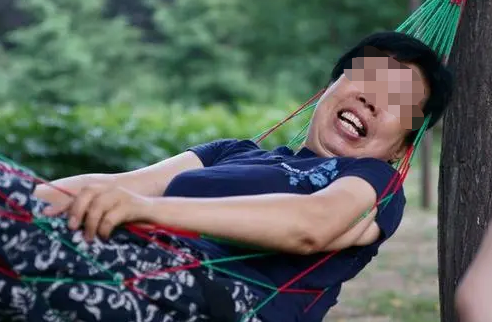 水果|53岁大姐,每天吃玉米,甲状腺癌离世,医生:玉米这样吃,无异于“自毁甲状腺”