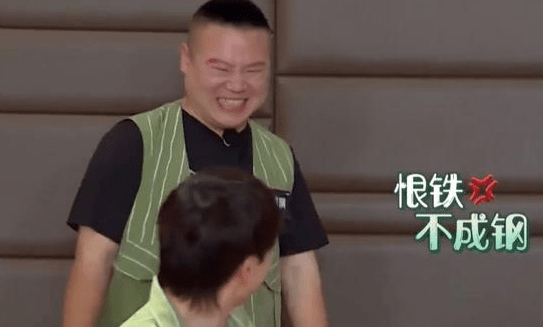 蔡明|邓伦模仿岳云鹏给蔡明打电话，暴露了岳云鹏在喜剧圈里的真正地位