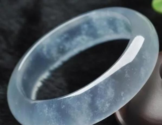 翡翠|能冒充翡翠的玉石，你能认出几种？