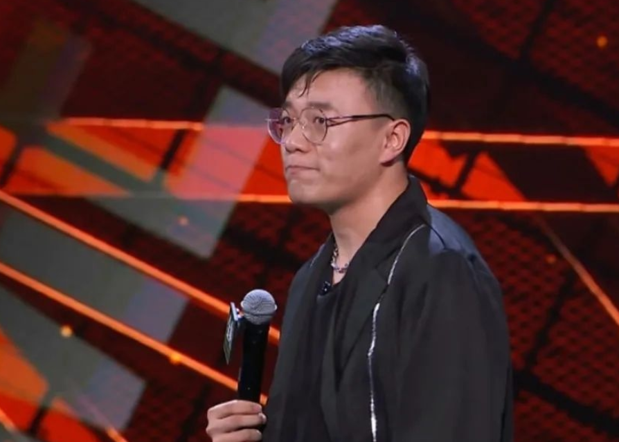 |脱口秀到这一季，光明正大的给黑幕描白，真没劲