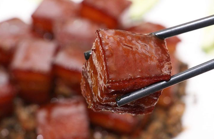 39健康网 血液\"稀释剂\"公布了,山楂没上榜,你经常吃这种物质,血会“像水般清澈”