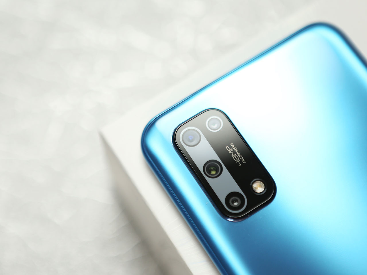 银行 OPPO K7x测评：长续航、高颜值