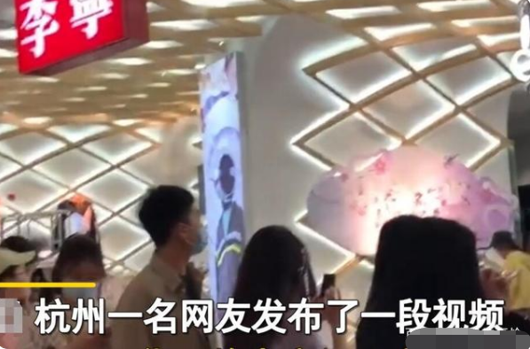 事故全球通 伤害性不大，侮辱性极强！杭州李宁店铺人满为患，阿迪空无一人？