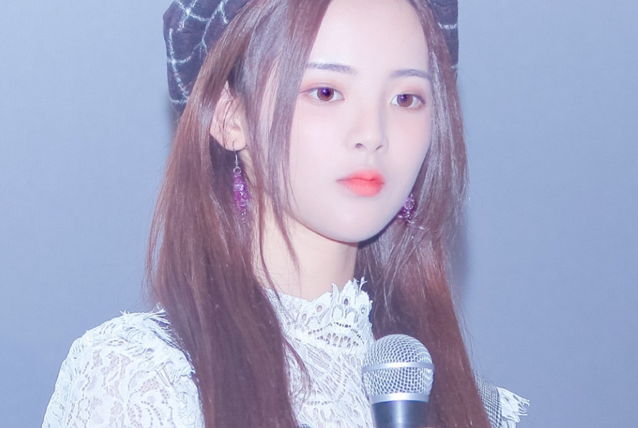 赵本山|杨超越草根的出生，没有包袱，不喂毒鸡汤，不被尘世裹挟