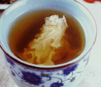 喝咖啡的松子茶 冬天的第一杯养生茶