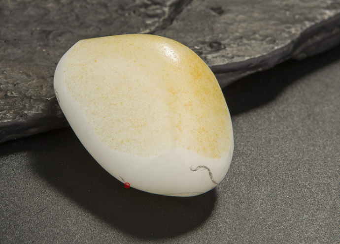 奇石|和田玉籽料有哪些特征？哪一种是最好的？这篇文章就是答案