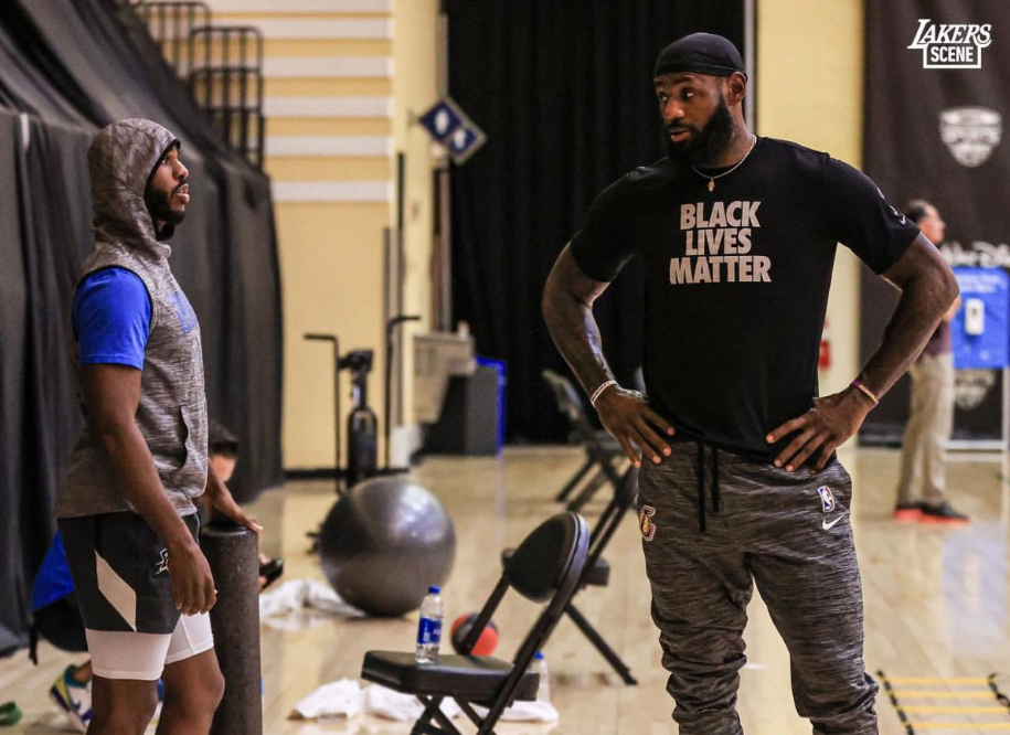 保罗|13+5+9,联盟最慢,联盟第一!感谢火箭,感谢哈登,让他涅槃重生