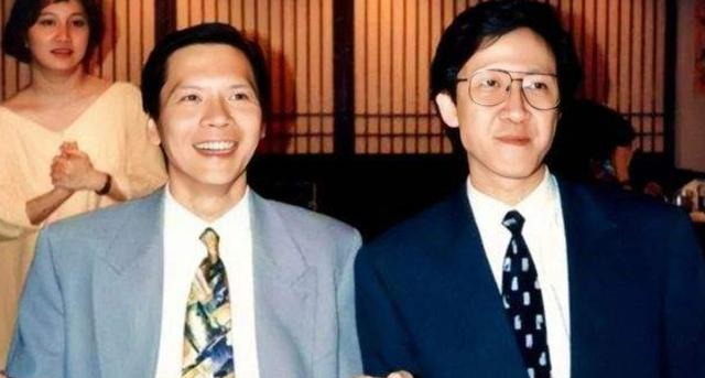 张敏|张敏53岁落魄了？找小10岁不知名导演当二婚对象，被男方酒后消遣