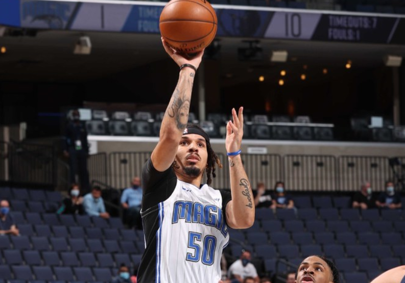 灰熊队|爆冷20分大逆转+0.1秒三分绝杀!安东尼刷新队史,勇士收大礼