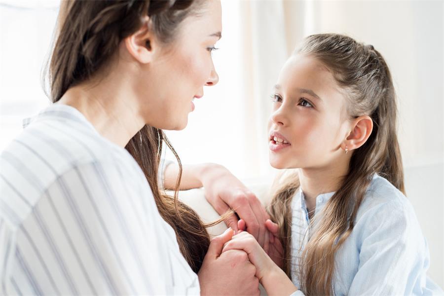 雷二有料|为何孩子被欺负不愿告诉父母，是亲子关系淡漠，还是其他原因呢？