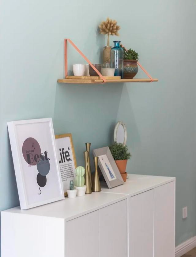 |家里装修北欧风，乳胶漆墙面喷漆好还是手工滚好？