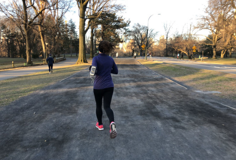 跑步|33岁女子跑步2年，脂肪肝转癌离世，医生：跑步1习惯，等于“自残”