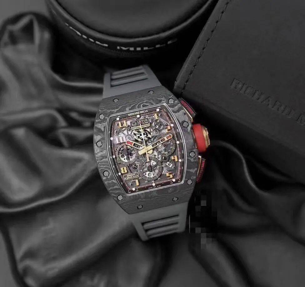 虎妈陪宝宝|专柜表VS广州表,复刻表跟专柜的区别?差在哪里?