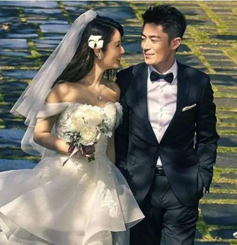 林心如|林心如年轻时身边很少追求者，看到她20岁的照片后，换谁也不敢轻易追啊！