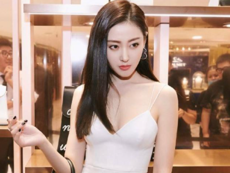 张天爱|张天爱西湖写真太妩媚撩人了！雪肤玉貌身材曼妙性感，让人看了心动