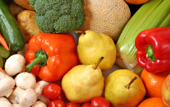 脾胃|这2物是便秘“加速器”，女人尽量少吃，避免变成“包公脸”