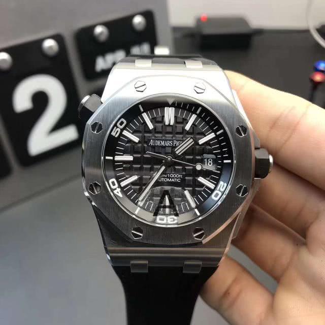 虎妈陪宝宝|高仿表遭海关截获涉案金额高达十亿，揭秘背后惊天骗局