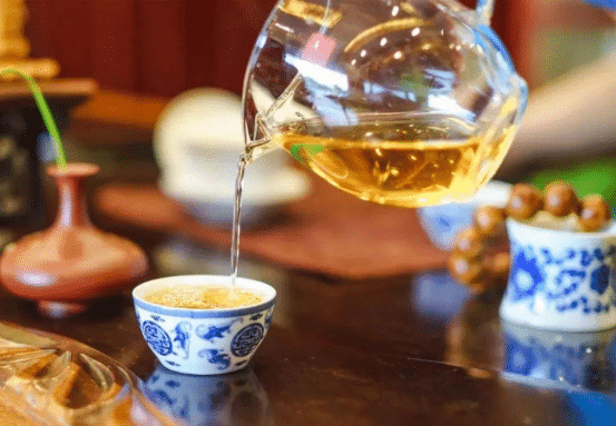 鸡蛋|鸡蛋是肺结节的“催化剂”？呼吸科主任：喝1水，吃2果，清肺散结，肺舒坦