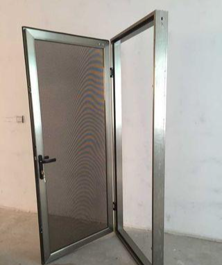 |移窗和窗套一样平的情况下怎么装纱窗？