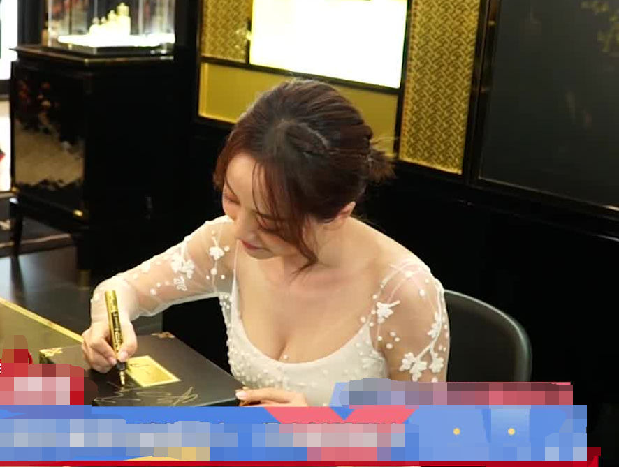 娱乐圈|她被称\最懒女星\，演戏像兼职，颁奖懒得去，出道24年却片约不断 ！